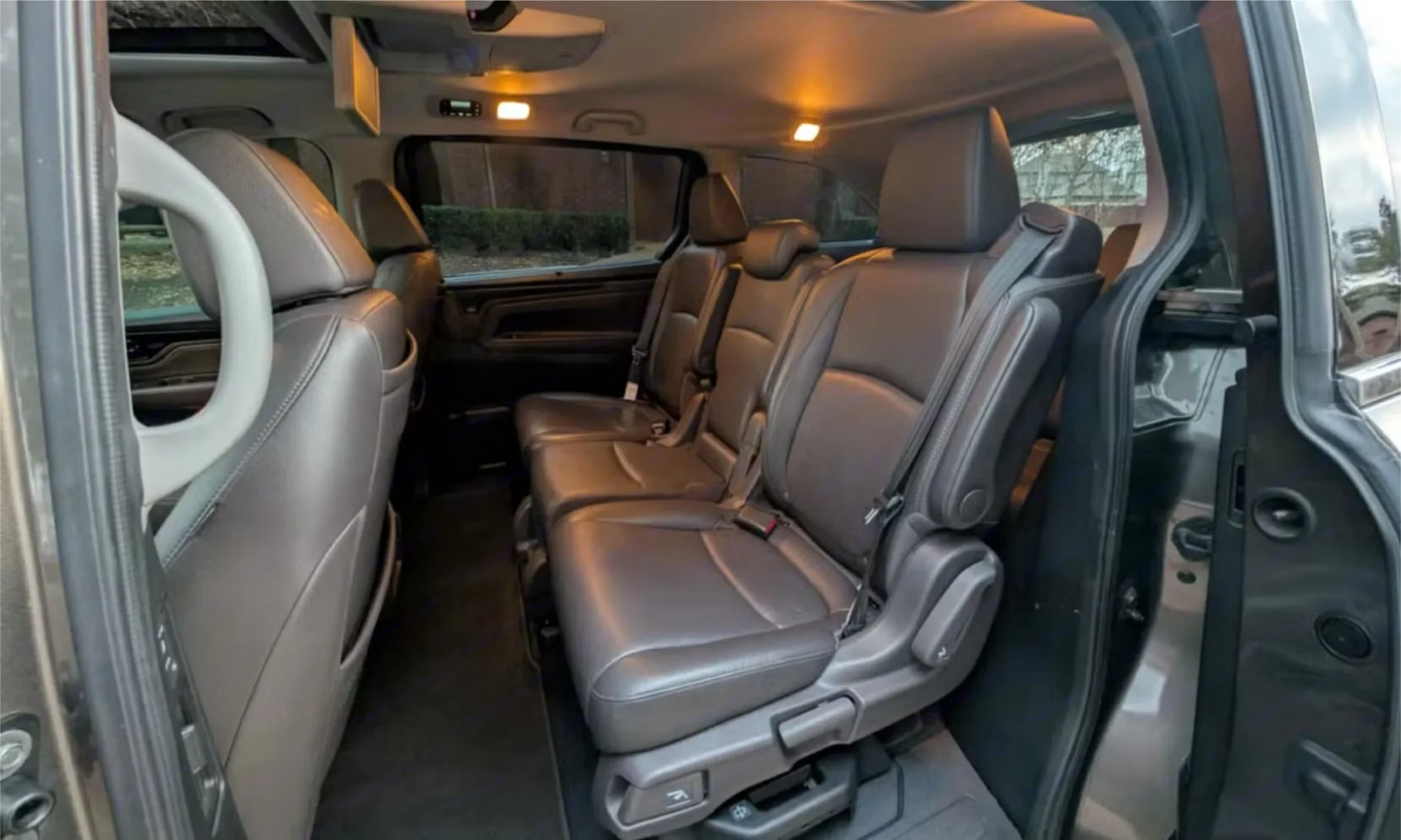 Car gallery image