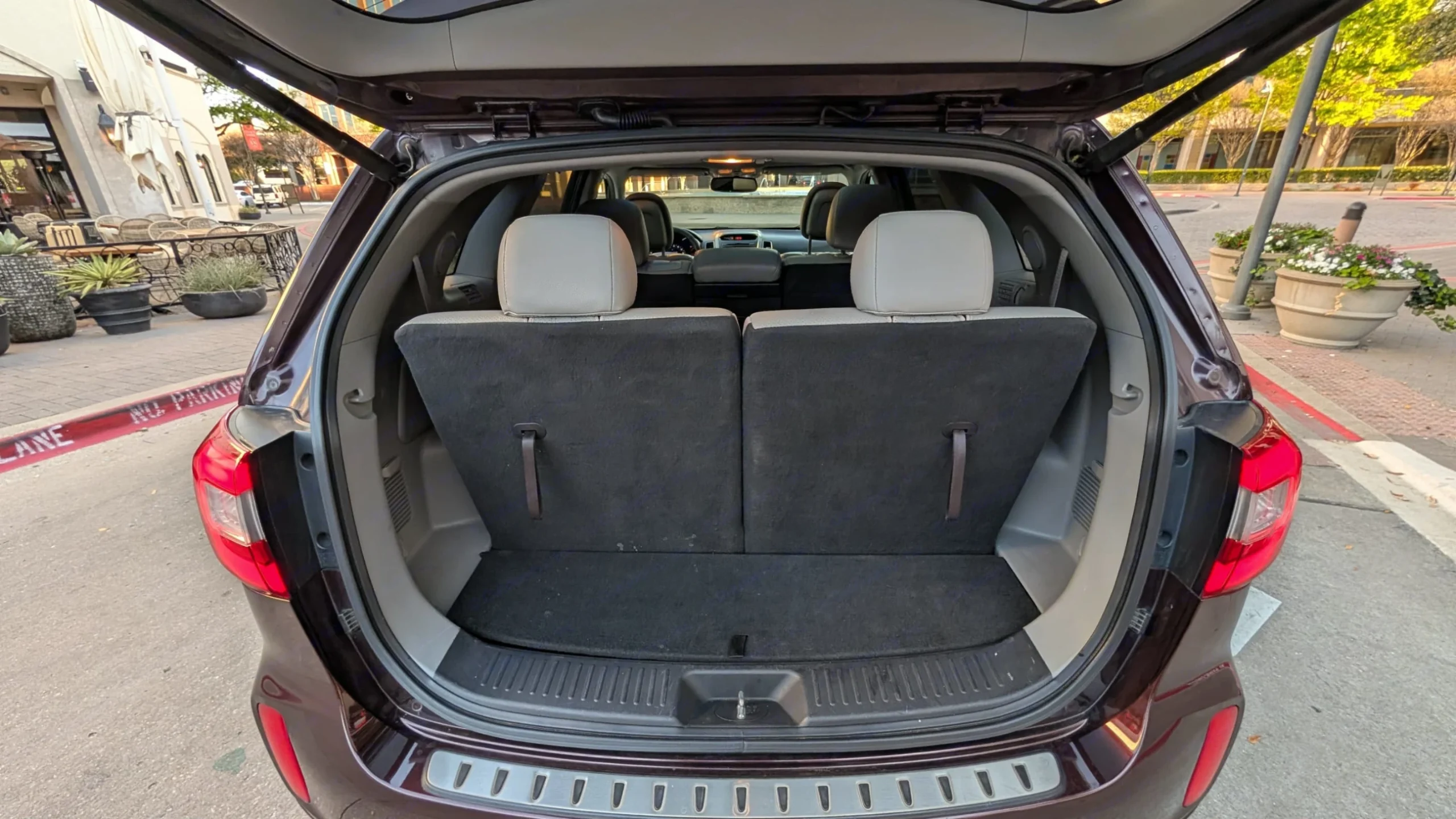 Car gallery image