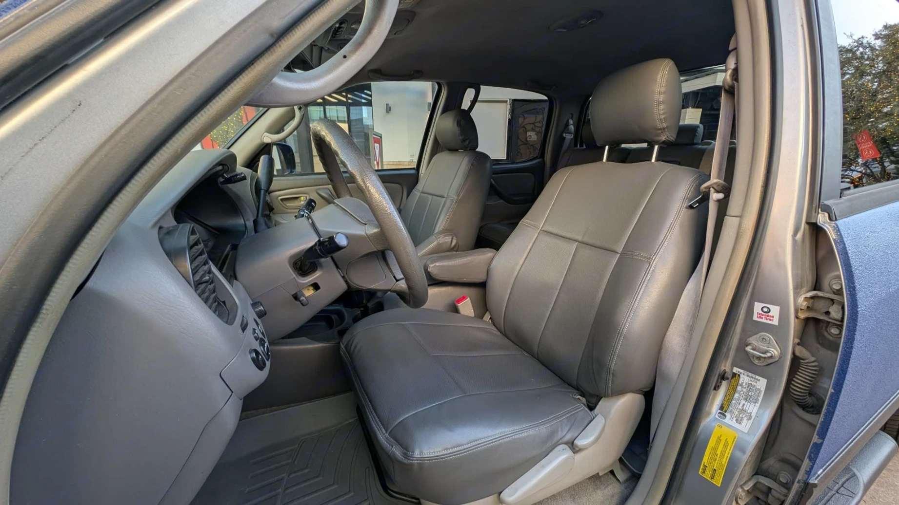 Car gallery image