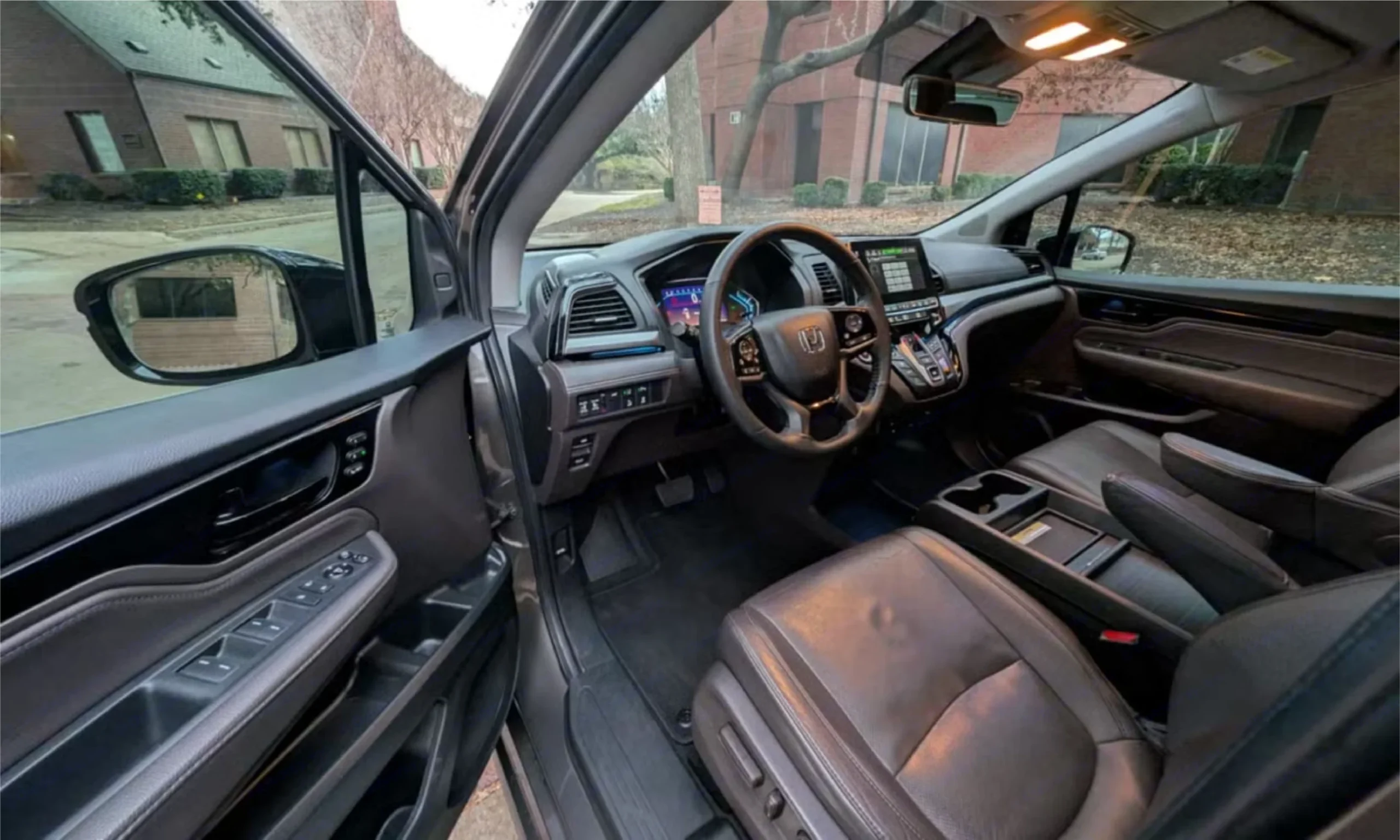 Car gallery image