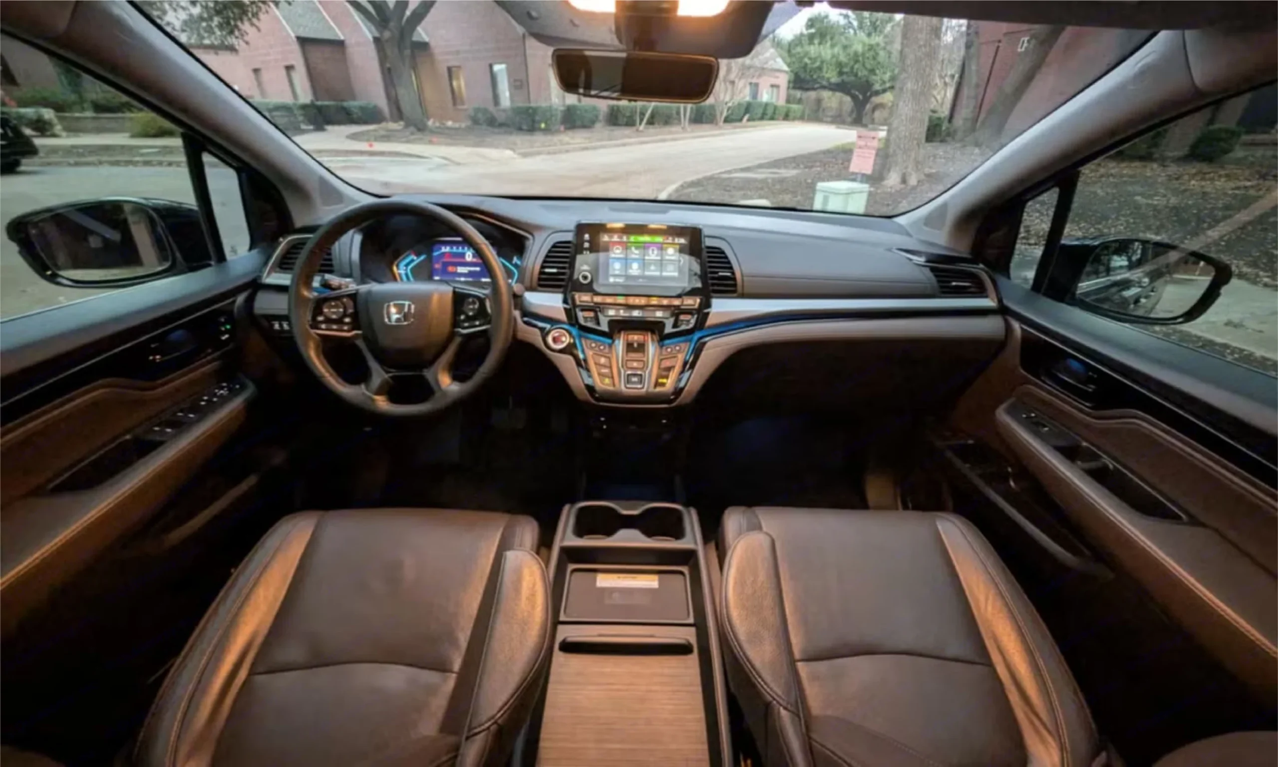 Car gallery image