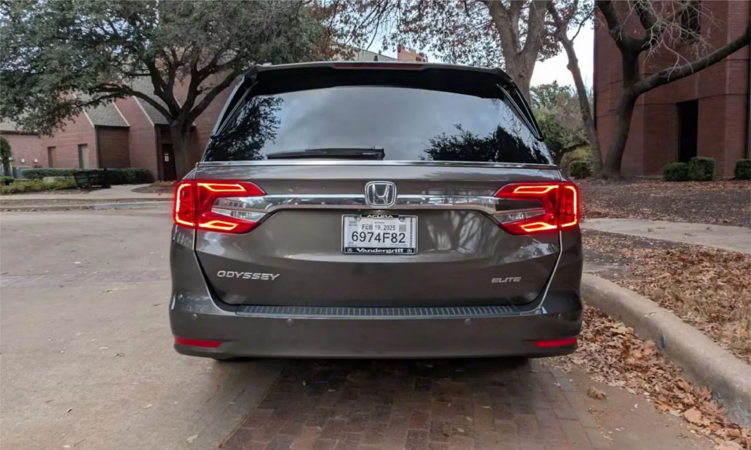 Car gallery image