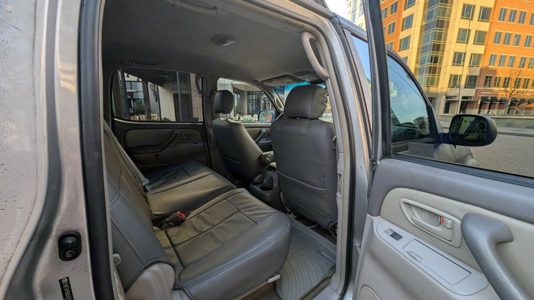 Car gallery image