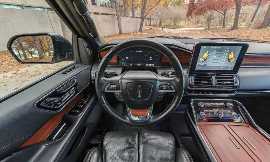 Car gallery image