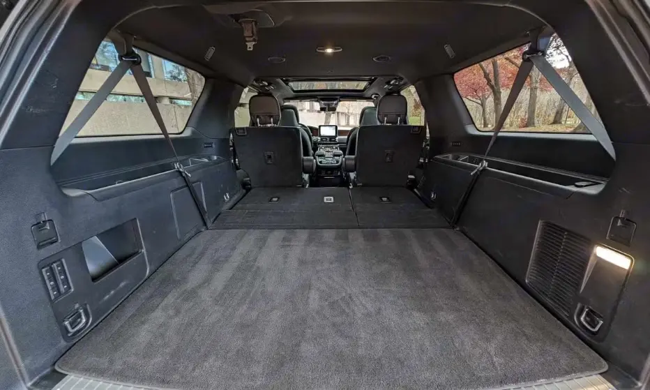Car gallery image