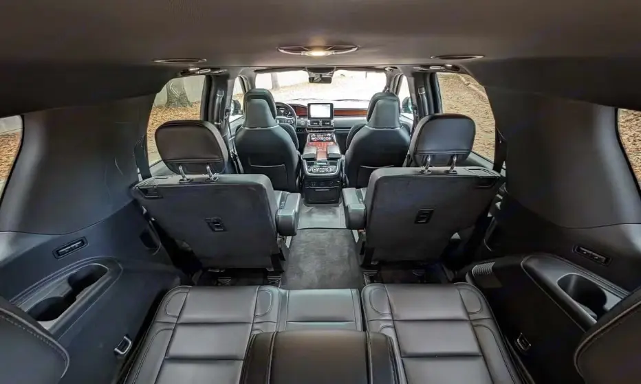 Car gallery image