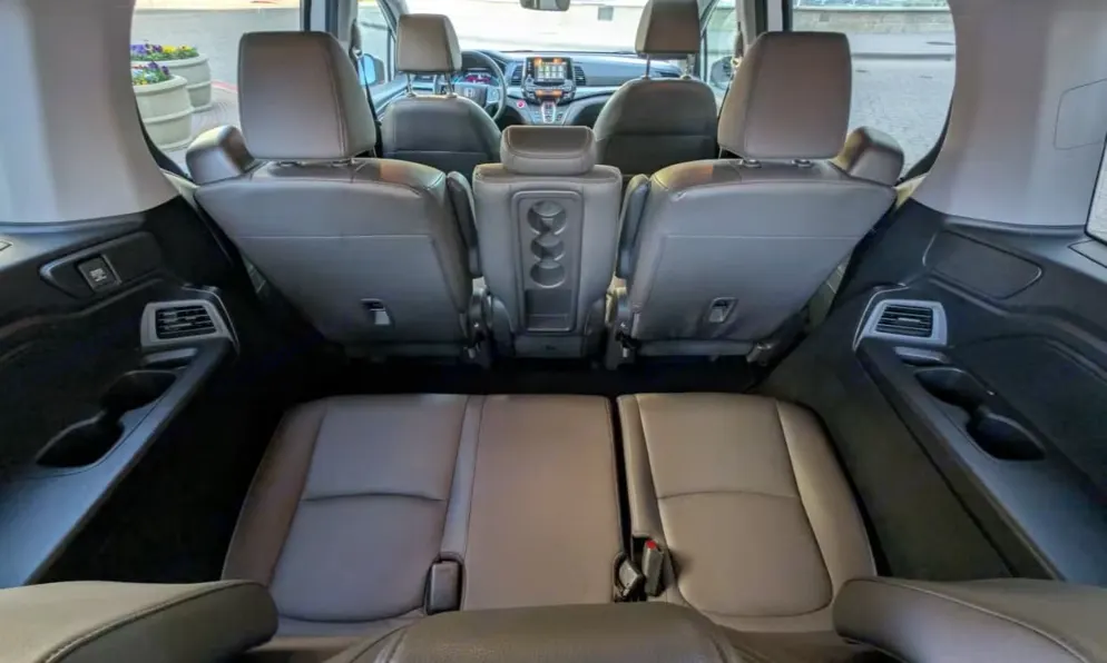 Car gallery image
