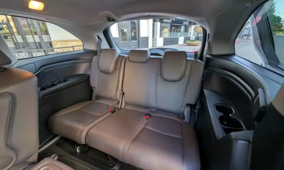 Car gallery image