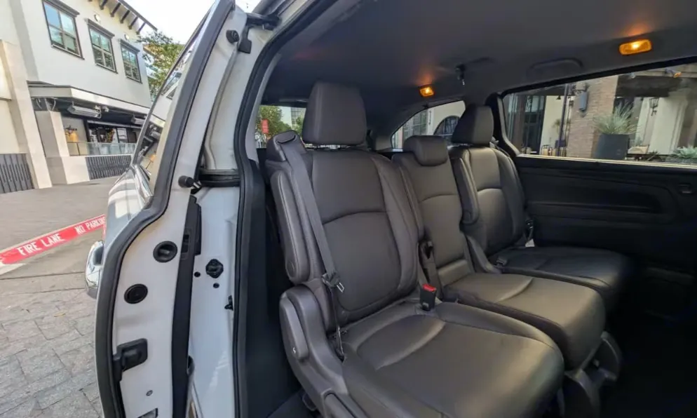 Car gallery image