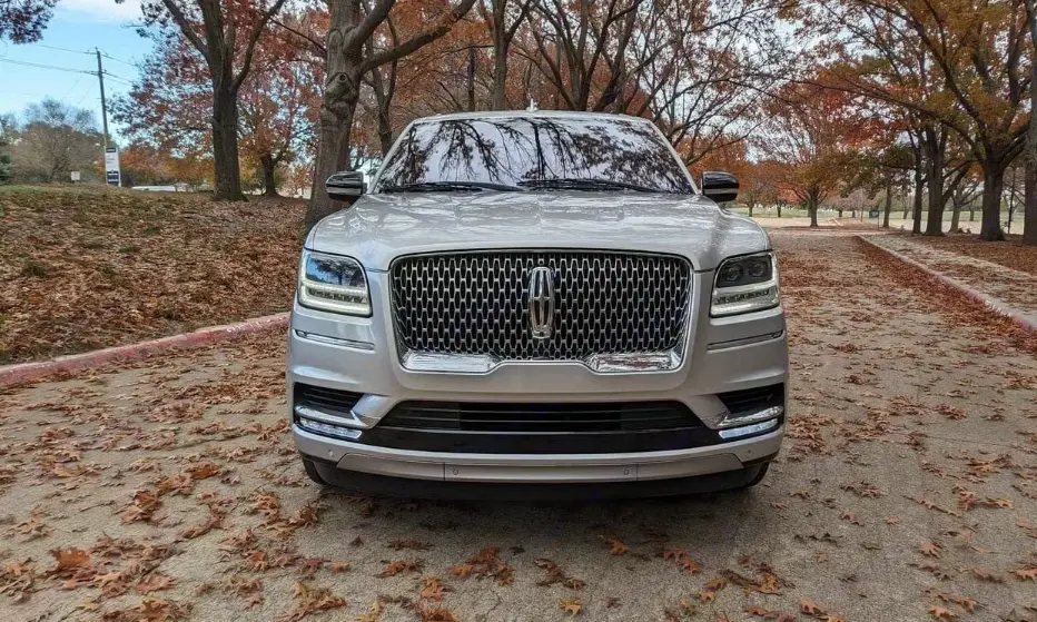Car gallery image