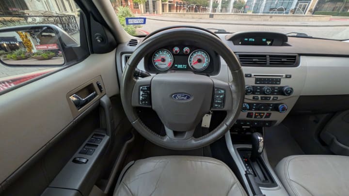 Car gallery image